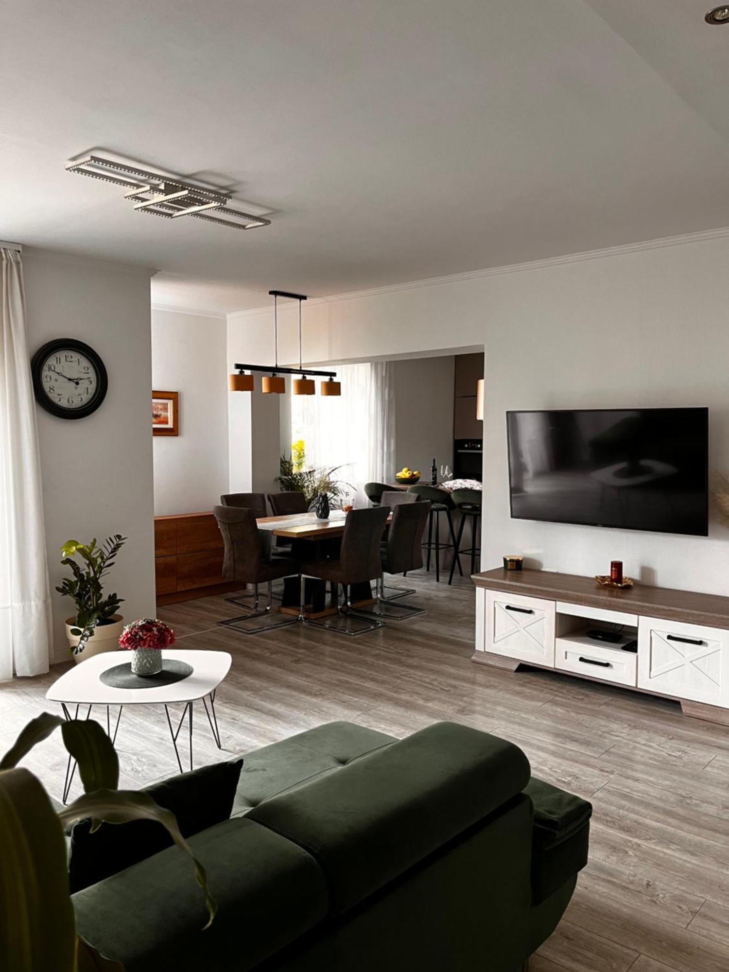 Tea Apartment